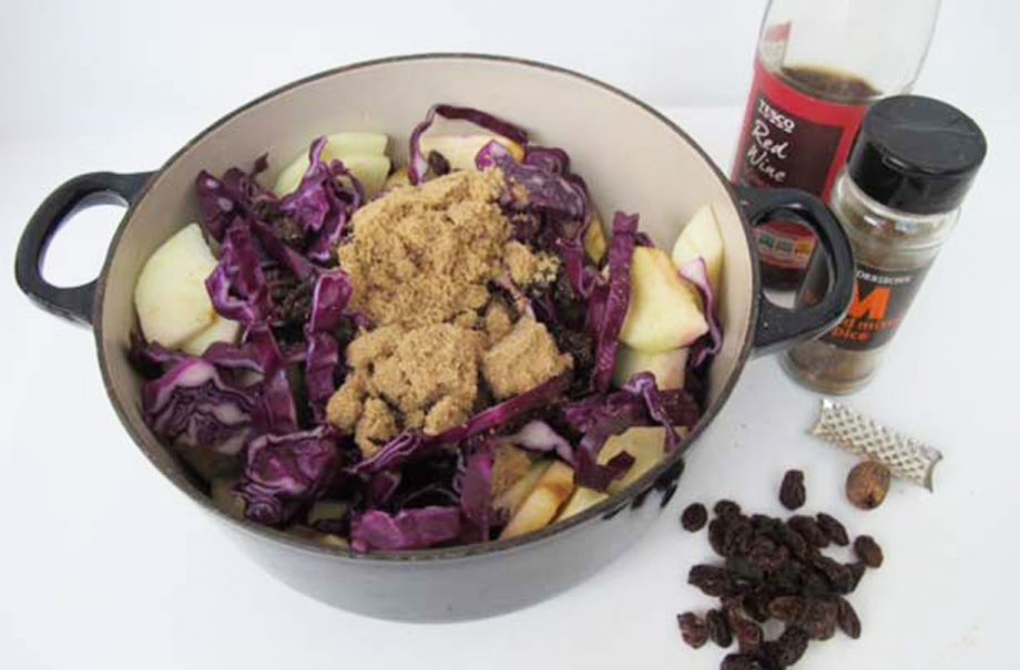 How to cook red cabbage: Step 2