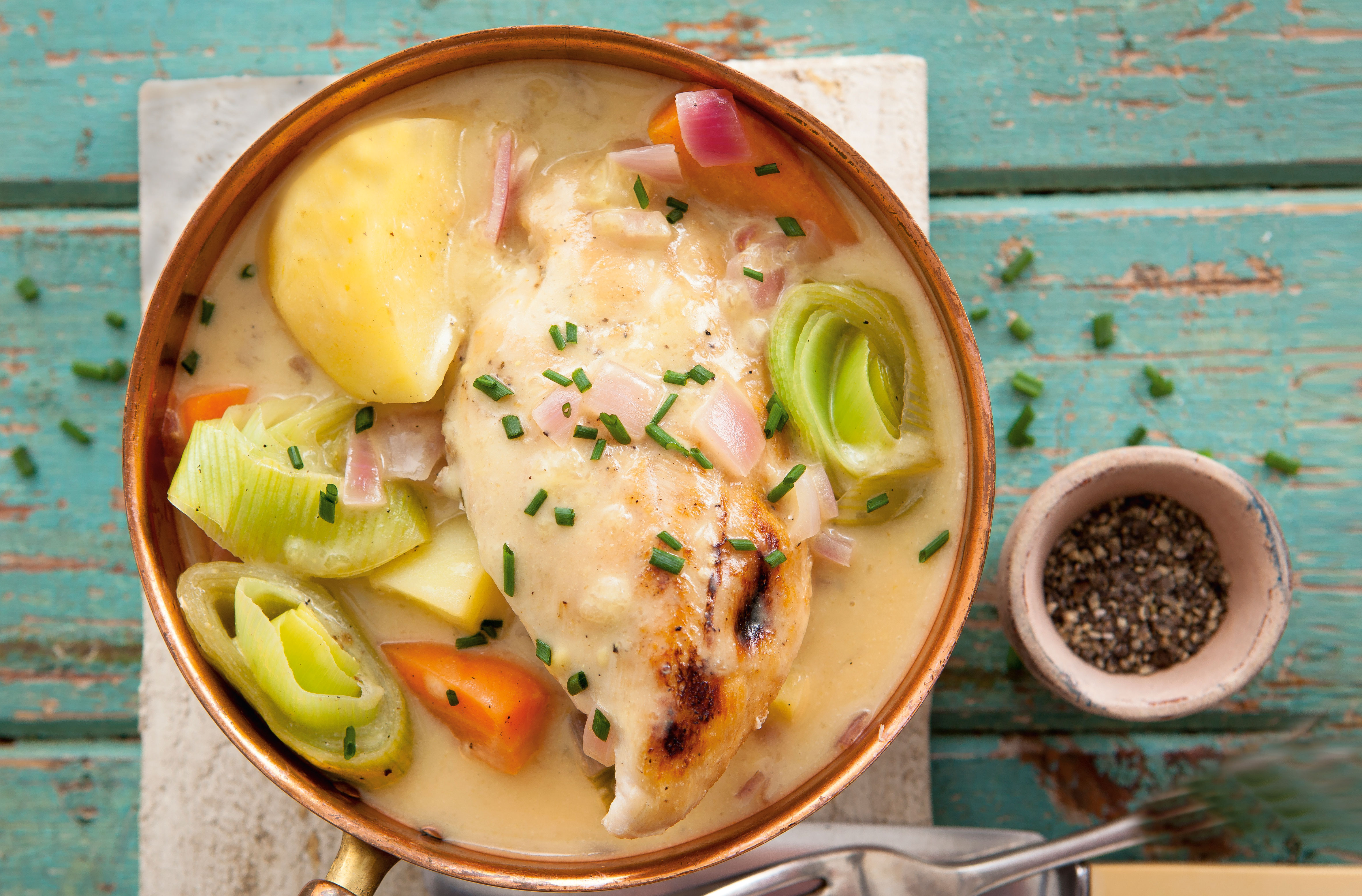 Slowcooked chicken stew recipe GoodtoKnow