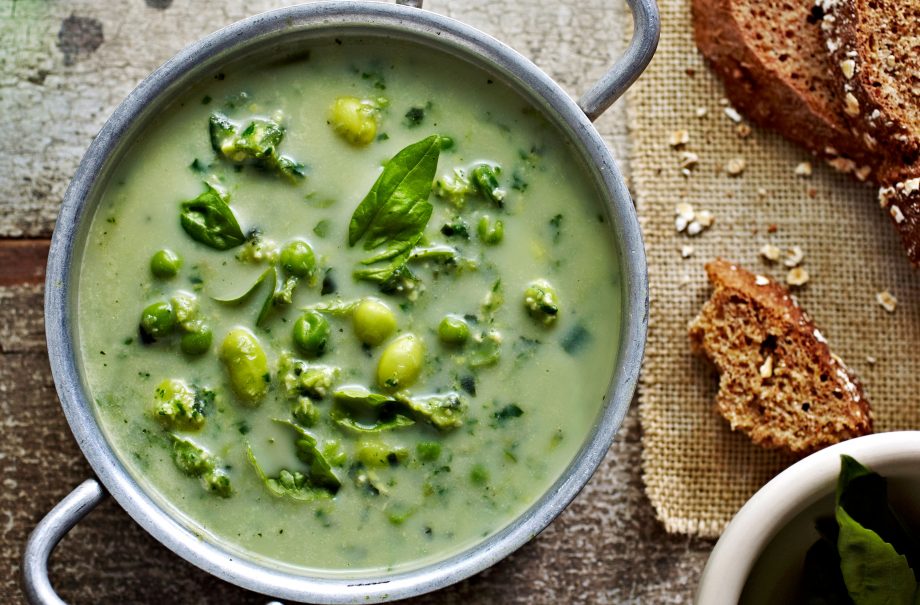 Soya bean and pea soup