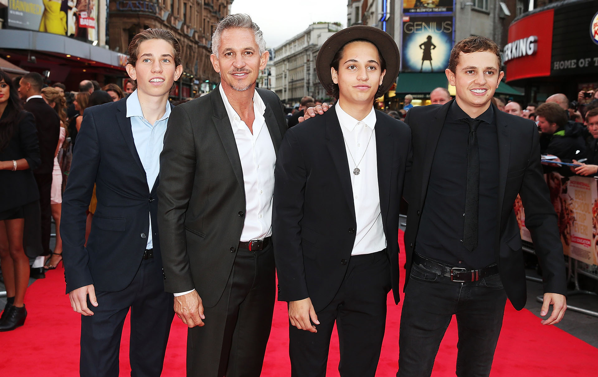 gary lineker stand up to cancer