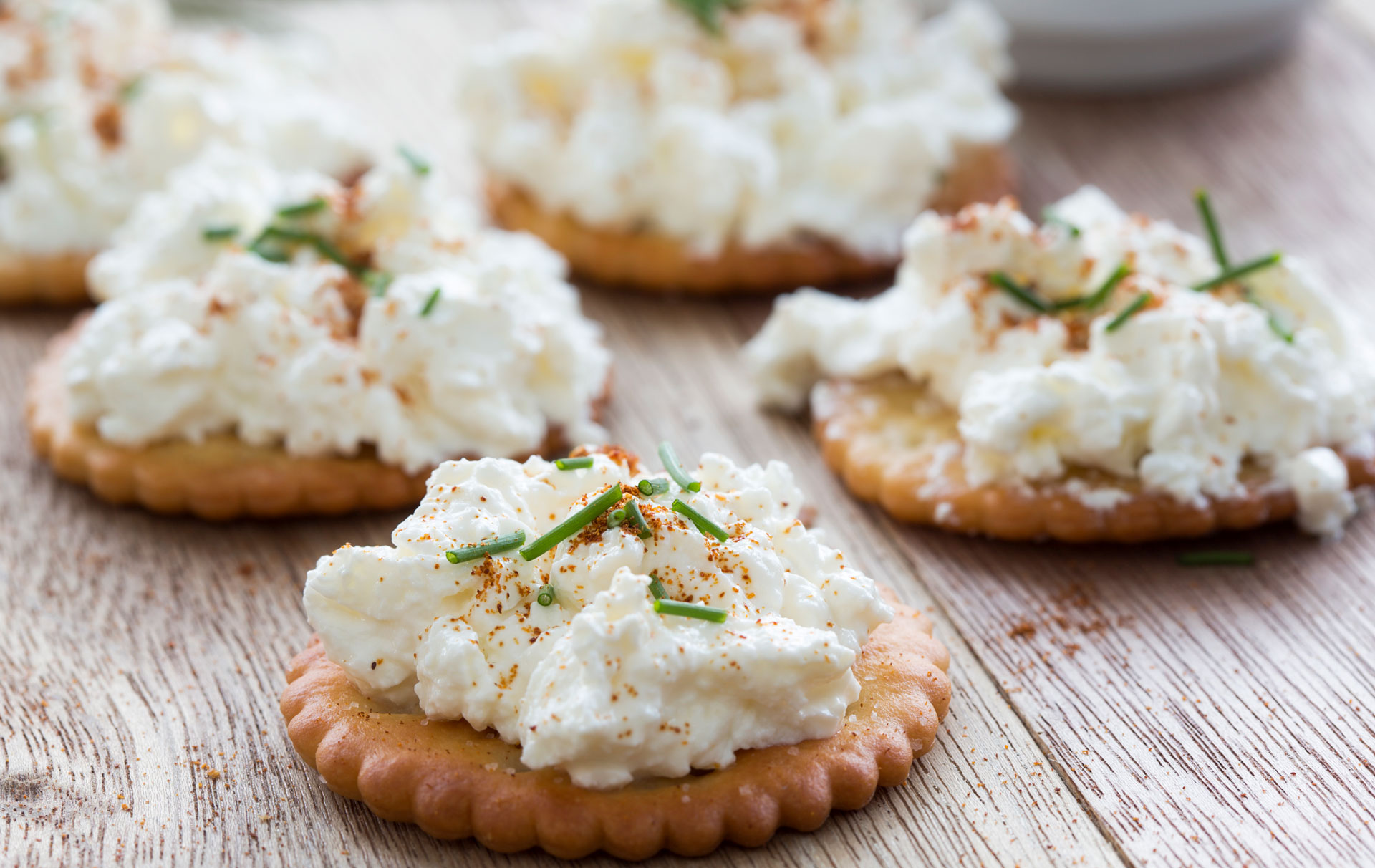 Slimming World removes lowfat soft cheese from the Healthy Extras list