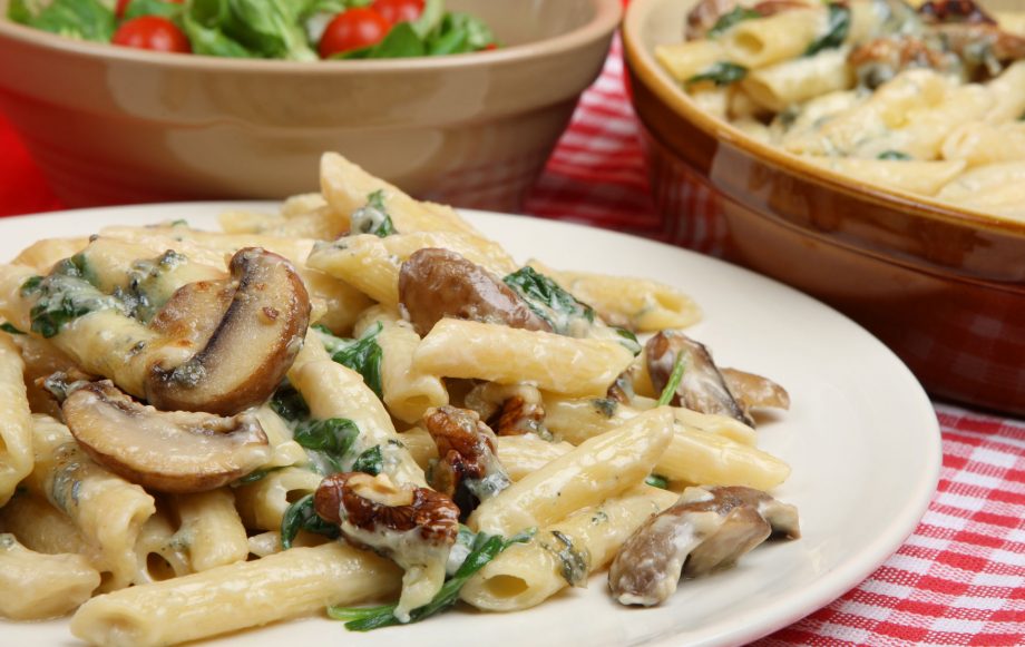 Mushroom and spinach pasta