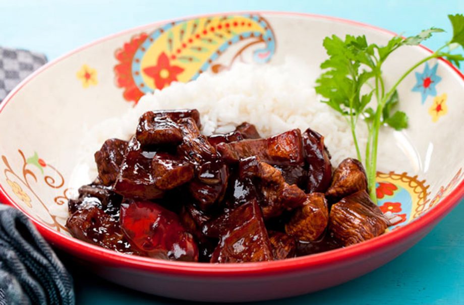 Chilli and chocolate sauce