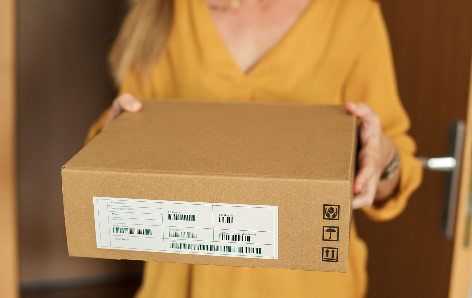 mum sparks controversy with free delivery hack