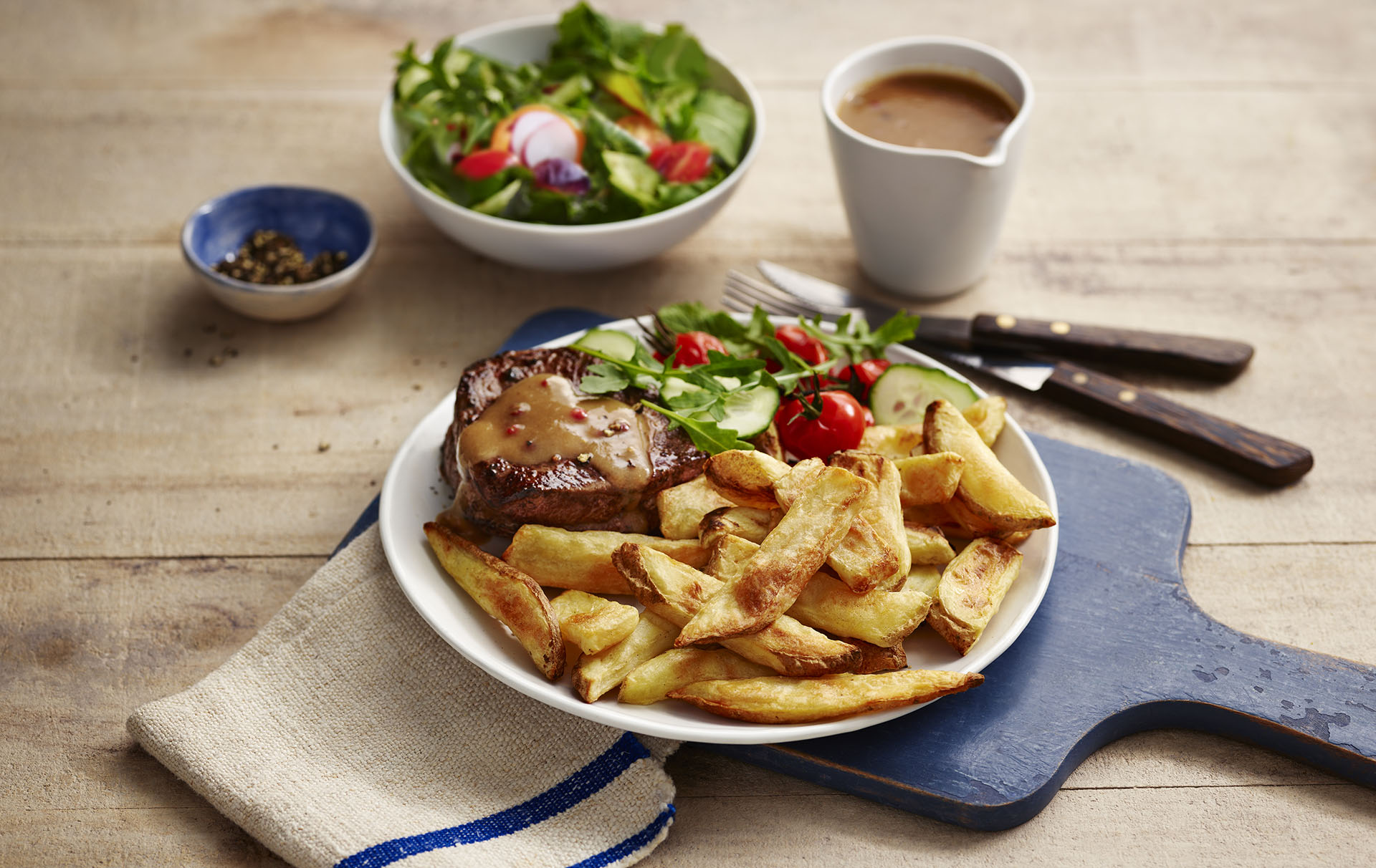 Iceland is FINALLY bringing back Slimming World chips that count as a