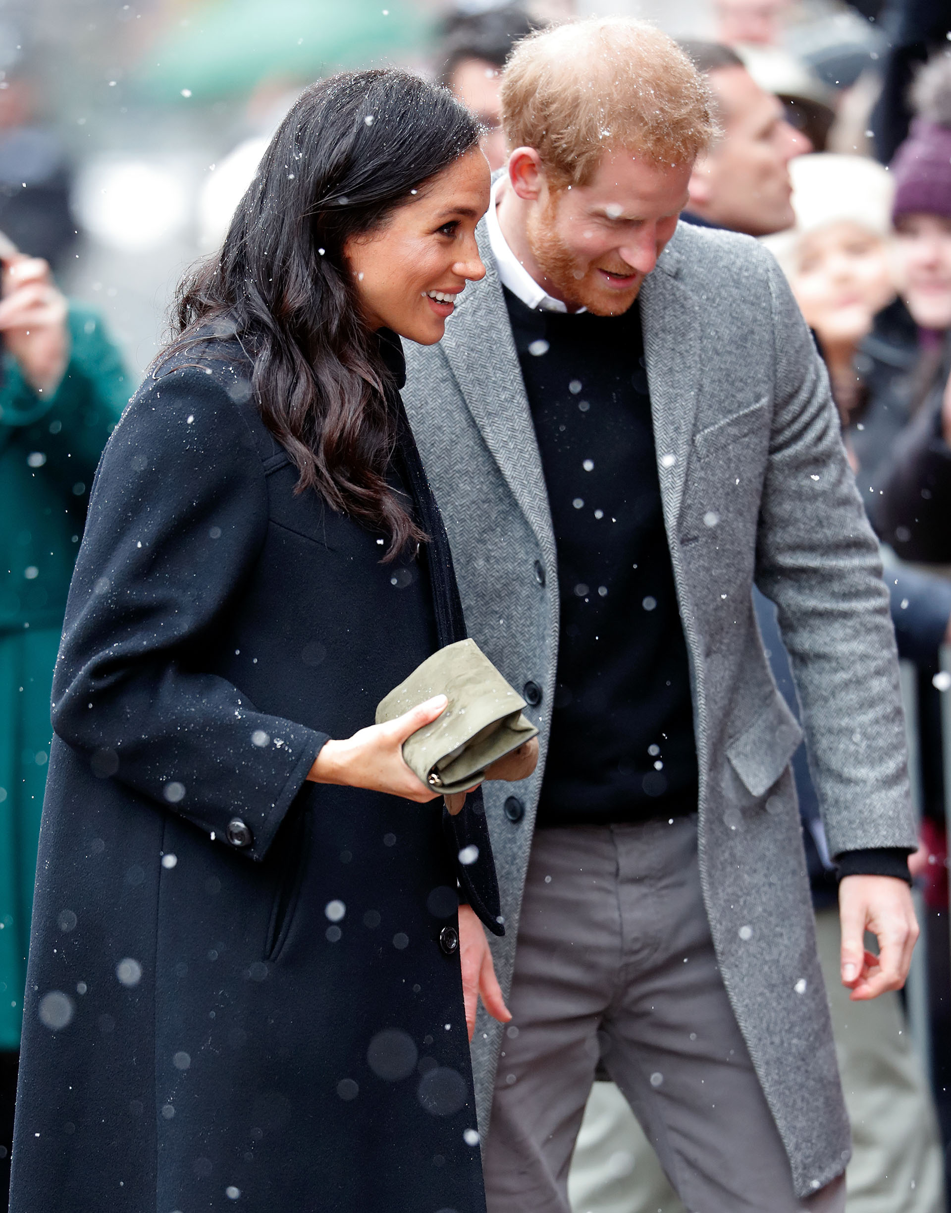 meghan markle feels baby kick