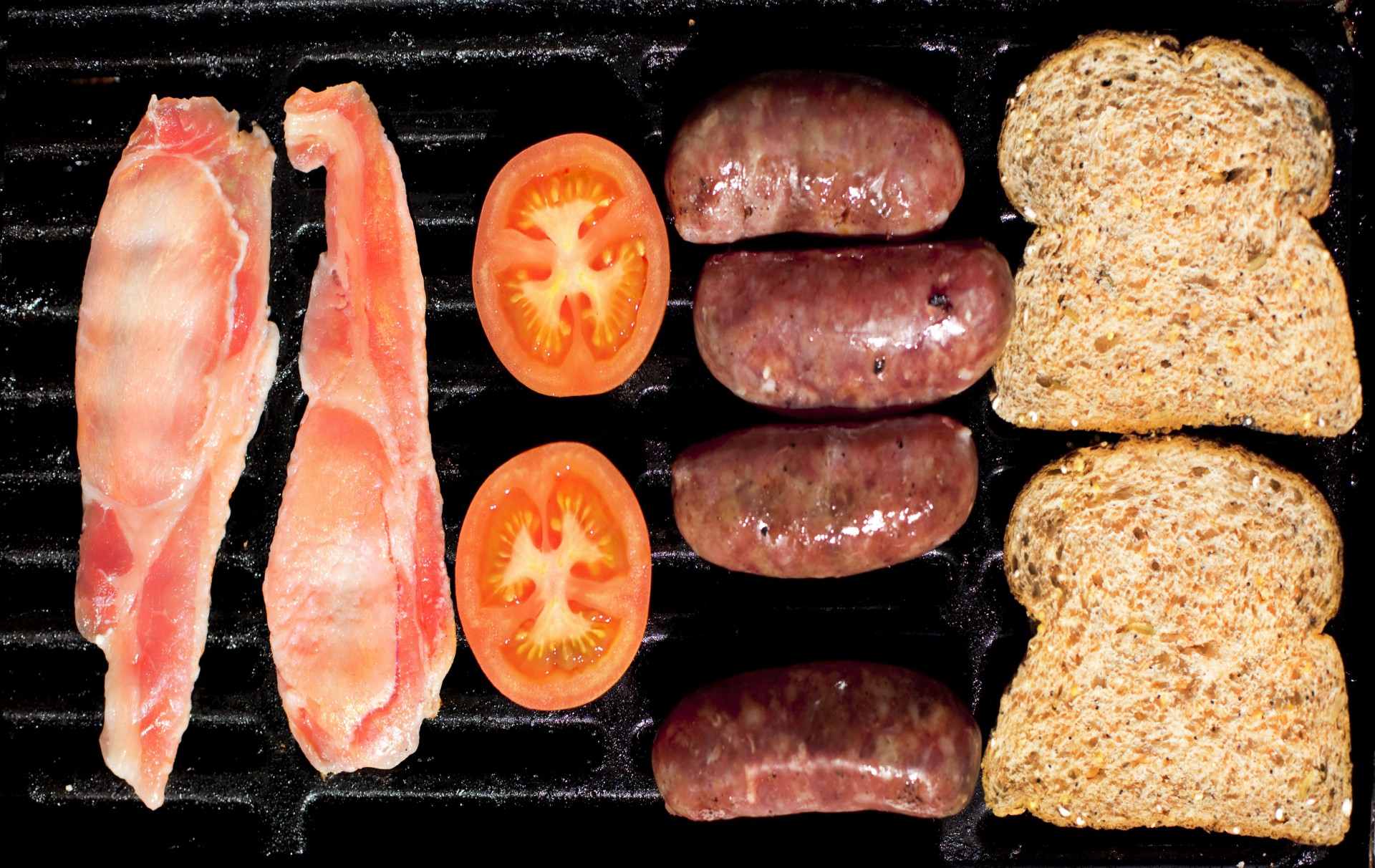 Red meat and bacon raises bowel cancer risk study finds
