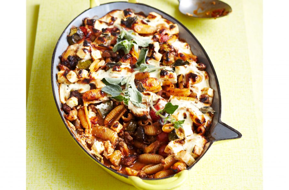 Courgette pasta bake