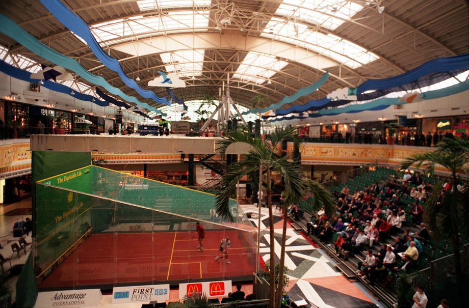 Shopping outlets