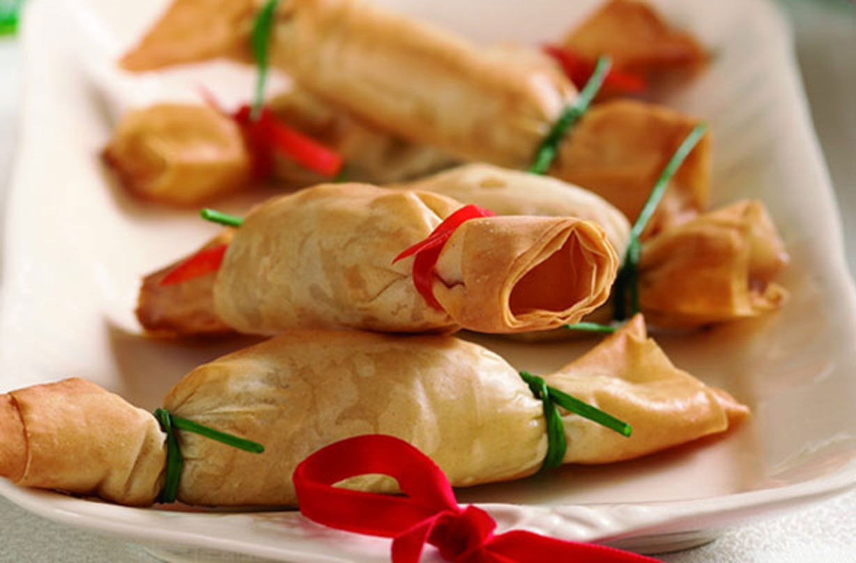 Christmas canape crackers