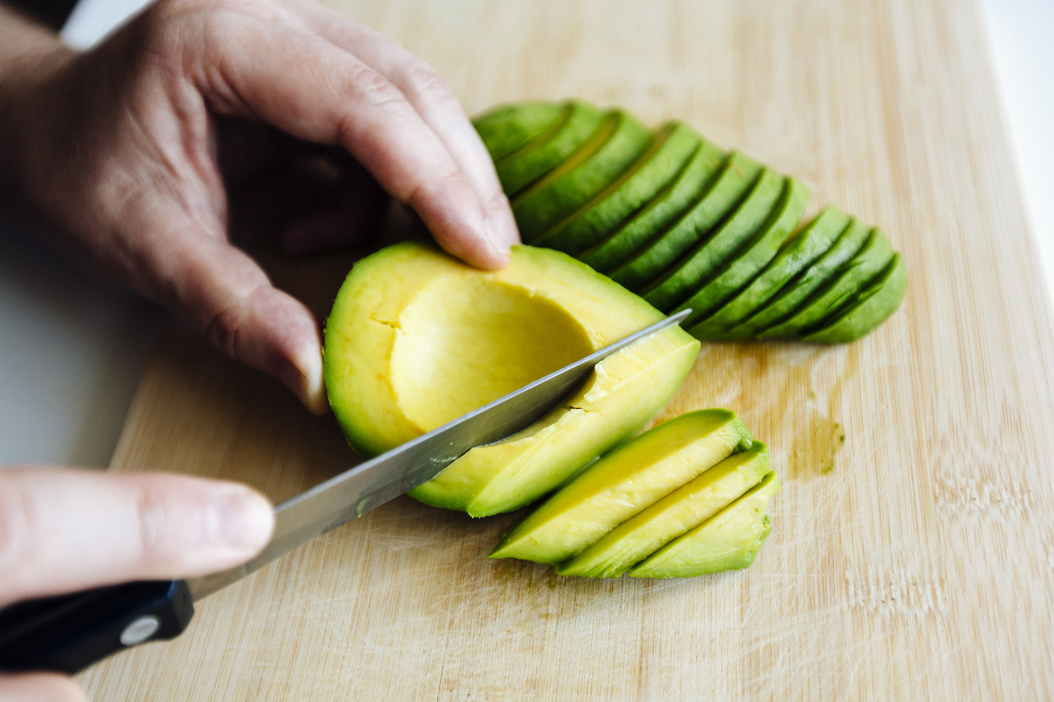 foods you shouldn’t keep in the fridge