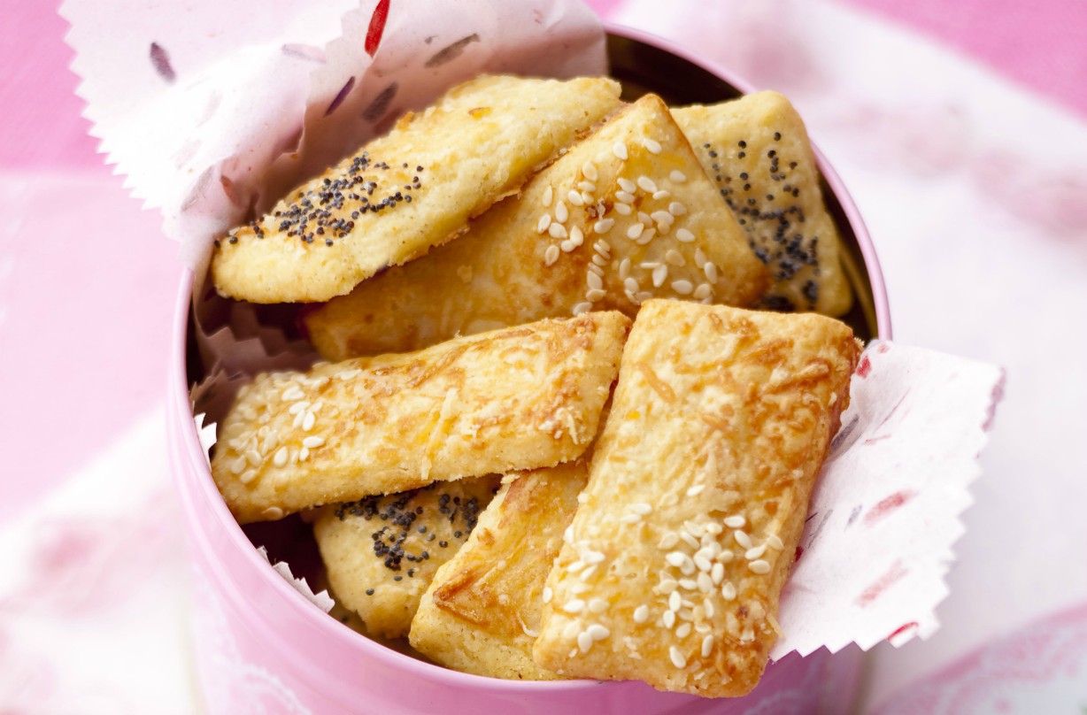 Seeded Parmesan biscuits canapes