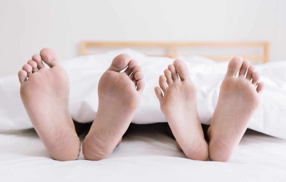 how to sleep on a hot night