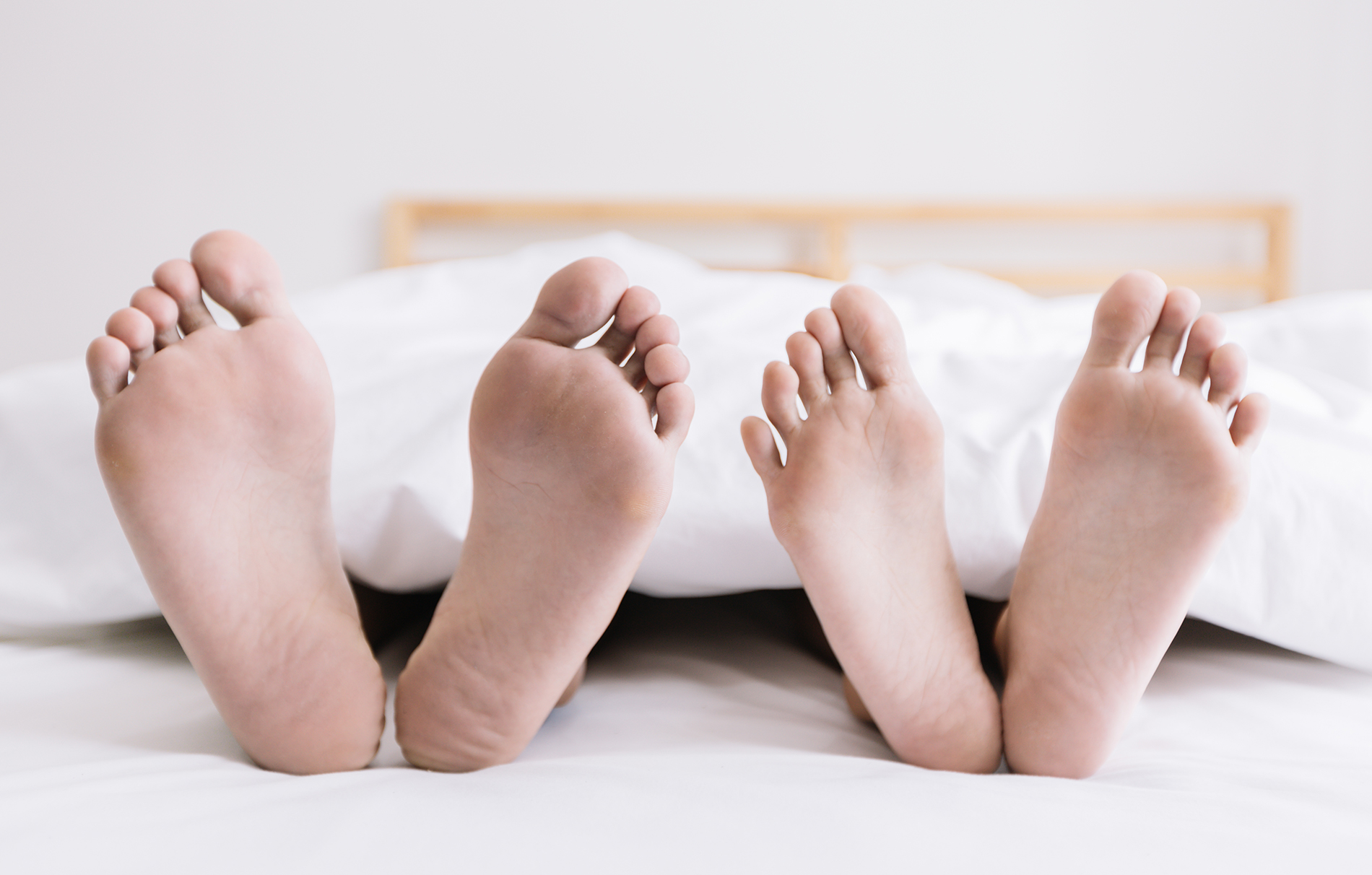 how to sleep on a hot night