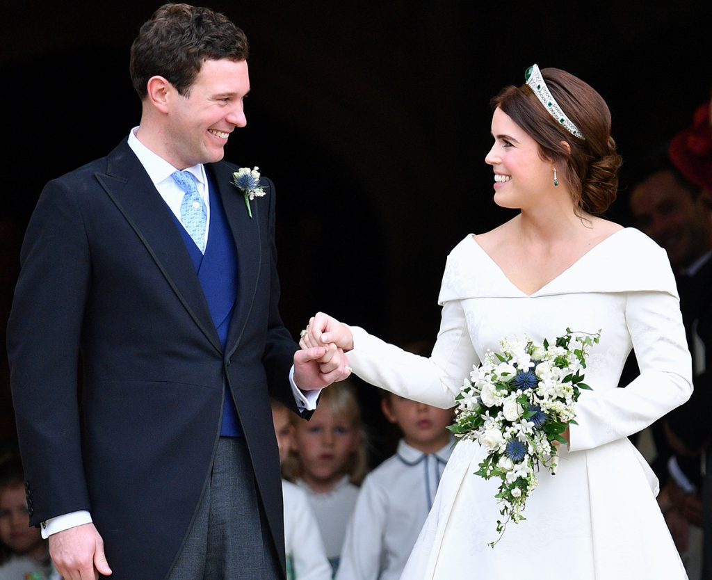 meghan markle archie tribute necklace
