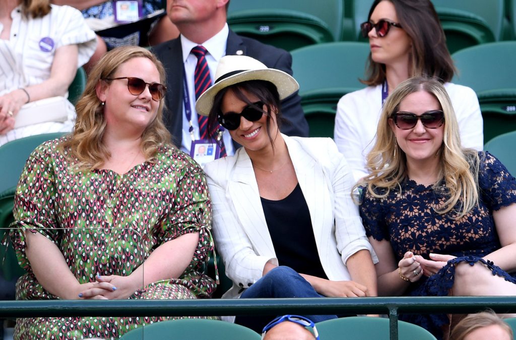 meghan markle archie tribute necklace