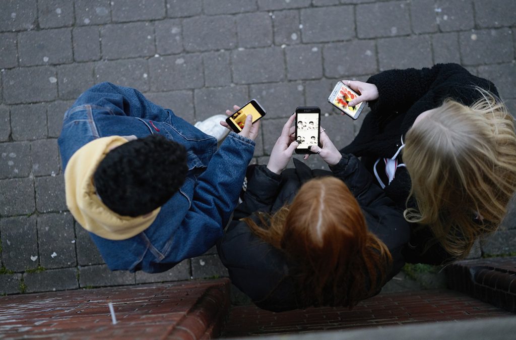 cyber bullying lack sleep harmful social media teenagers