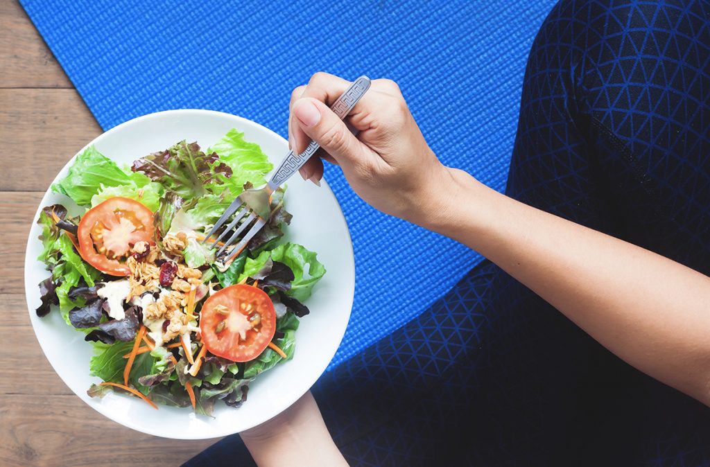 women cutting entire food groups