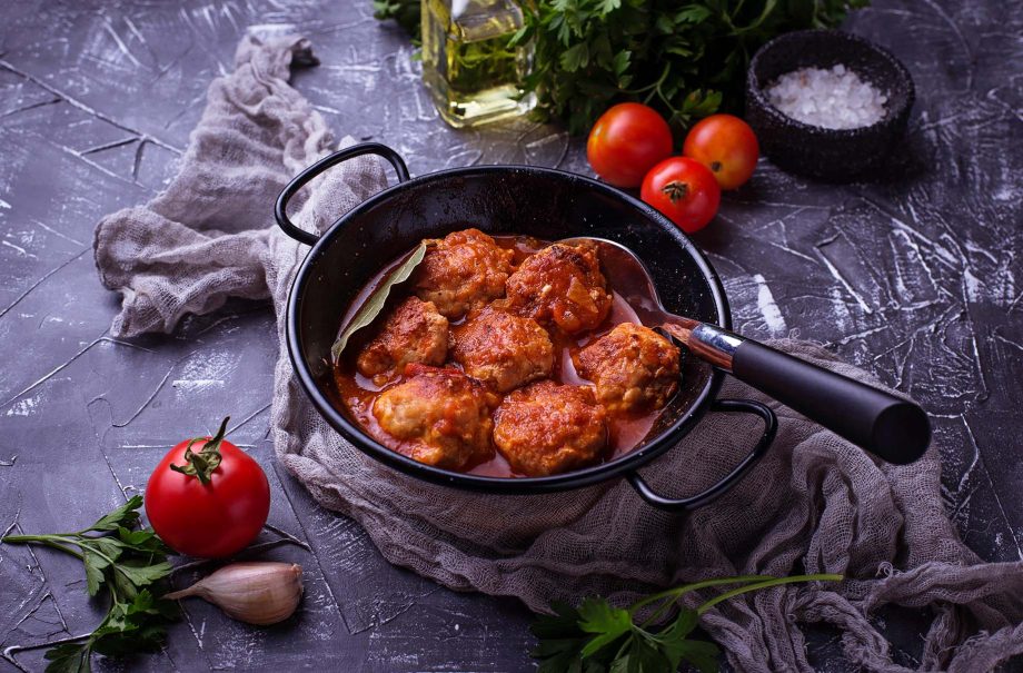 Chilli con carne meatballs