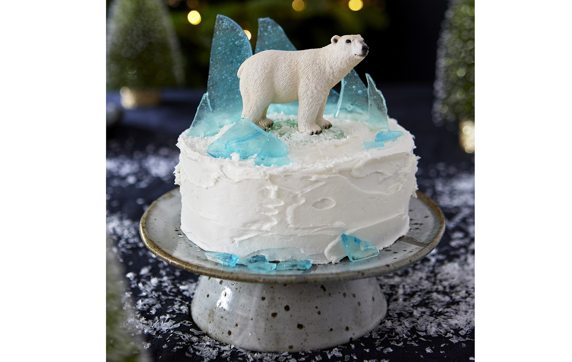 Polar bear Chrstmas cake