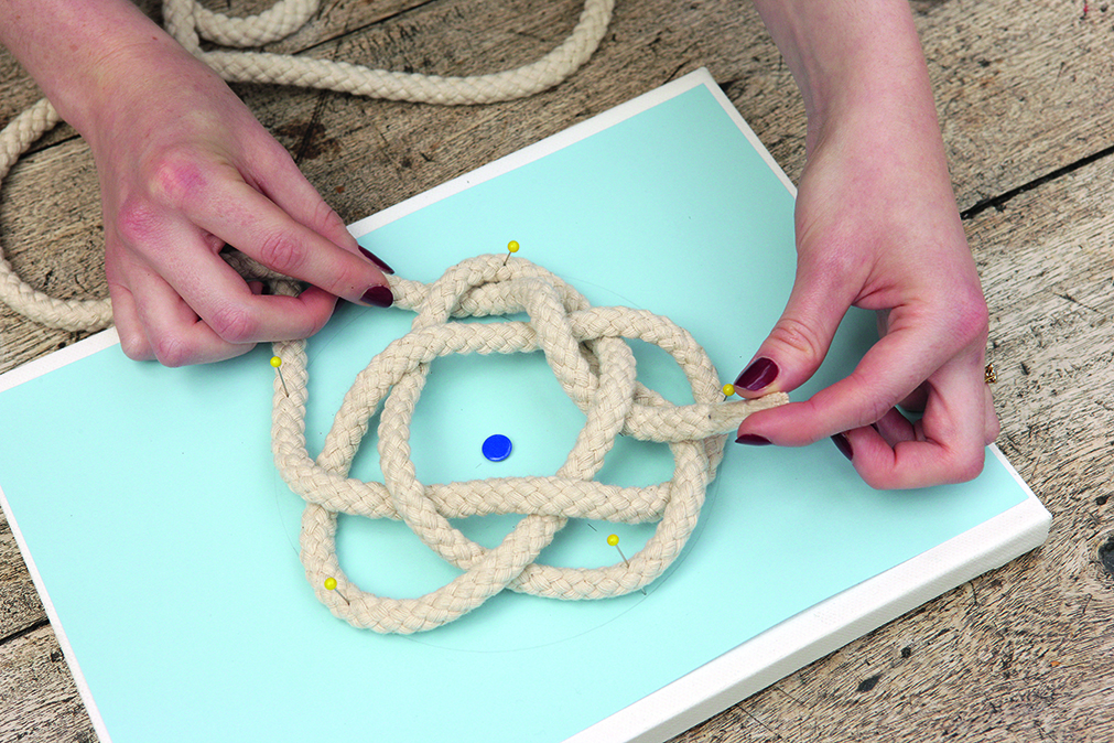 Make a set of coastal placemats and coasters GoodtoKnow