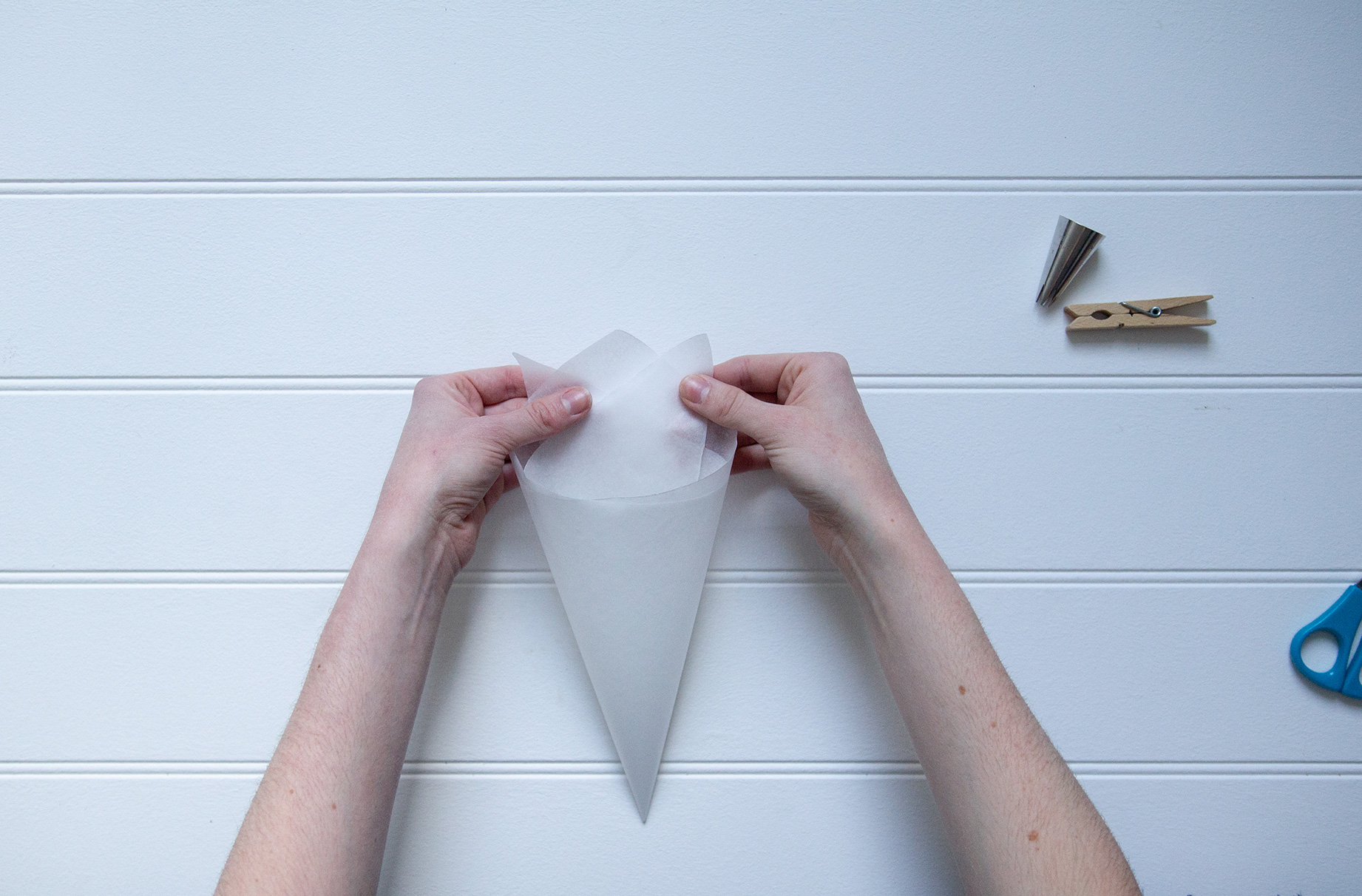 How to make a piping bag