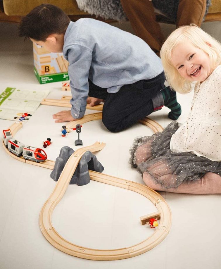 BRIO World - Railway Starter Set