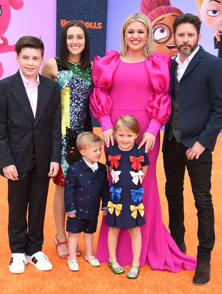 kelly clarkson files divorce husband Brandon Blackstock