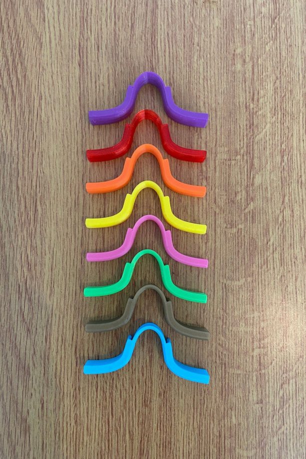 Face mask glasses defogger clip