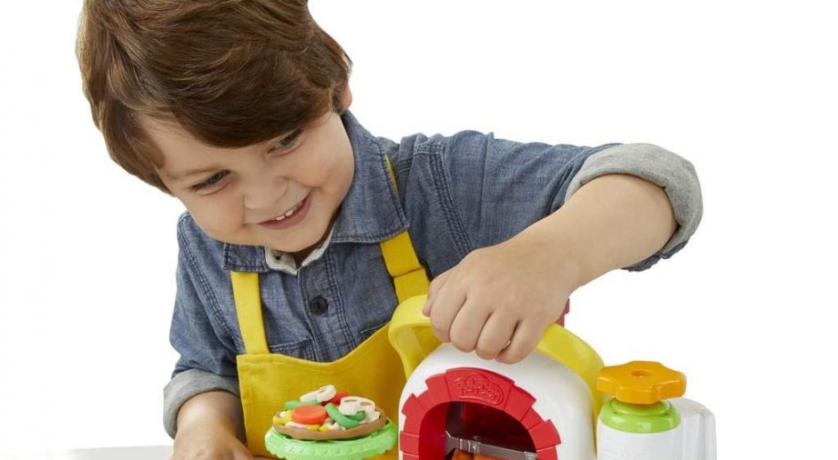 Encourage your kids to creative with these great PlayDoh sets!