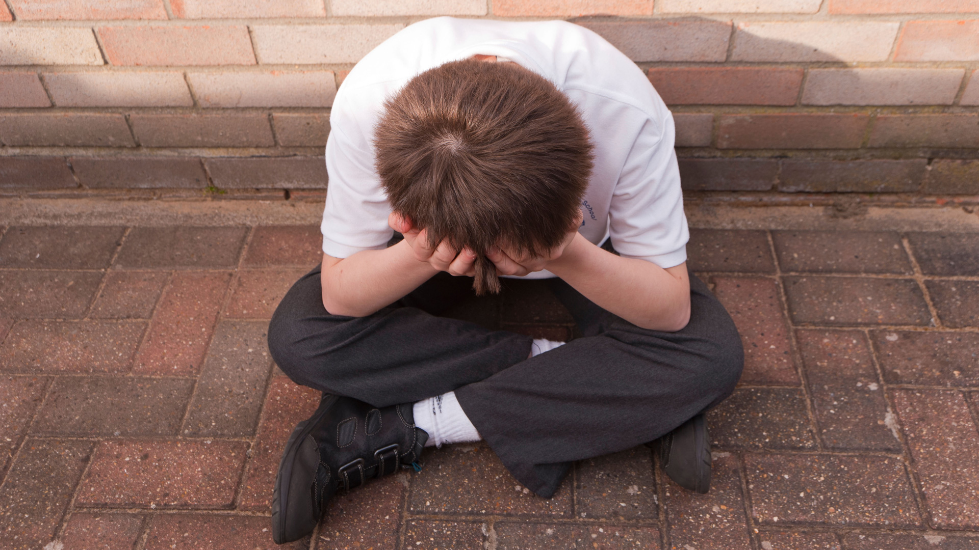 What is bullying? Plus the different types of bullying to be aware of