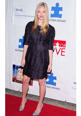 All The Dresses - Amanda Seyfried at the 'Acts of Love' benefit - 119