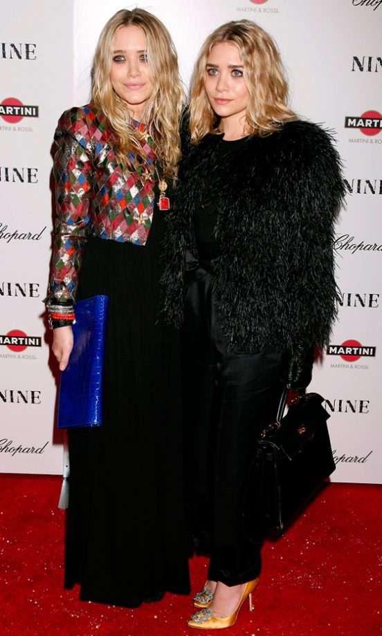 Mary-Kate and Ashley Olsen At The Premiere Of Nine