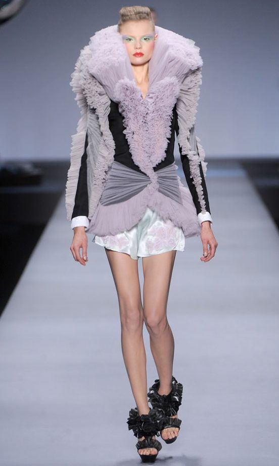 Viktor & Rolf Spring/Summer 2010 Catwalk Show