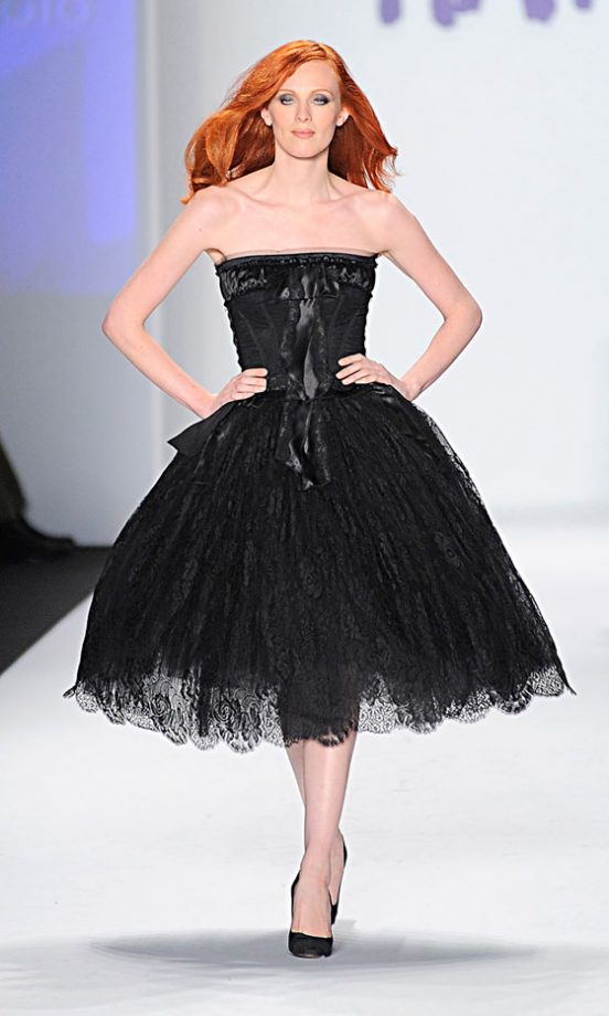 Karen Elson On The Catwalk At the Fashion For Relief Show At New York Fashion Week 2010