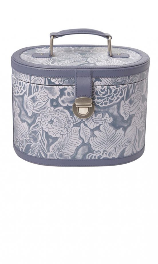Oasis New Vintage Vanity Case, £50