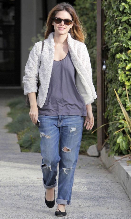 Rachel Bilson Wearing Ripped Jeans, January 2010