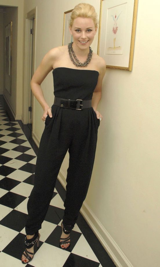 Elizabeth Banks Wearing A Black Strapless Jumpsuit, January 2010