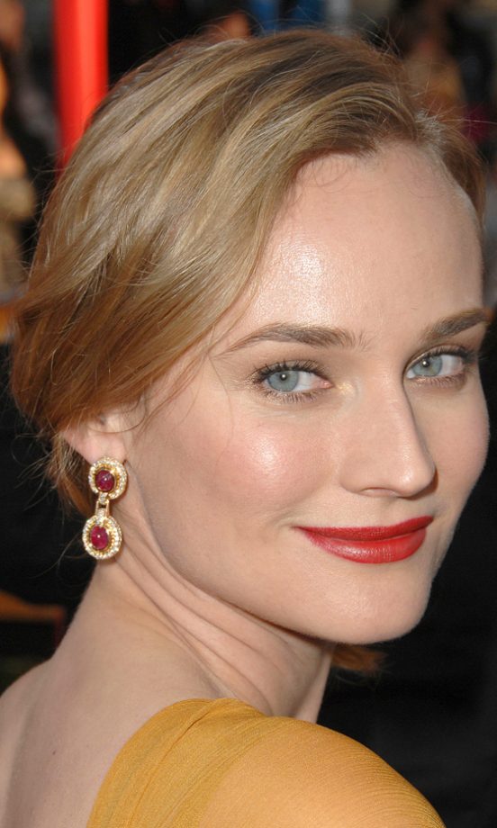Diane Kruger Sporting A Side-Swept Sunkissed Hairstyle 6th Annual Screen Actors Guild Awards, January 2010