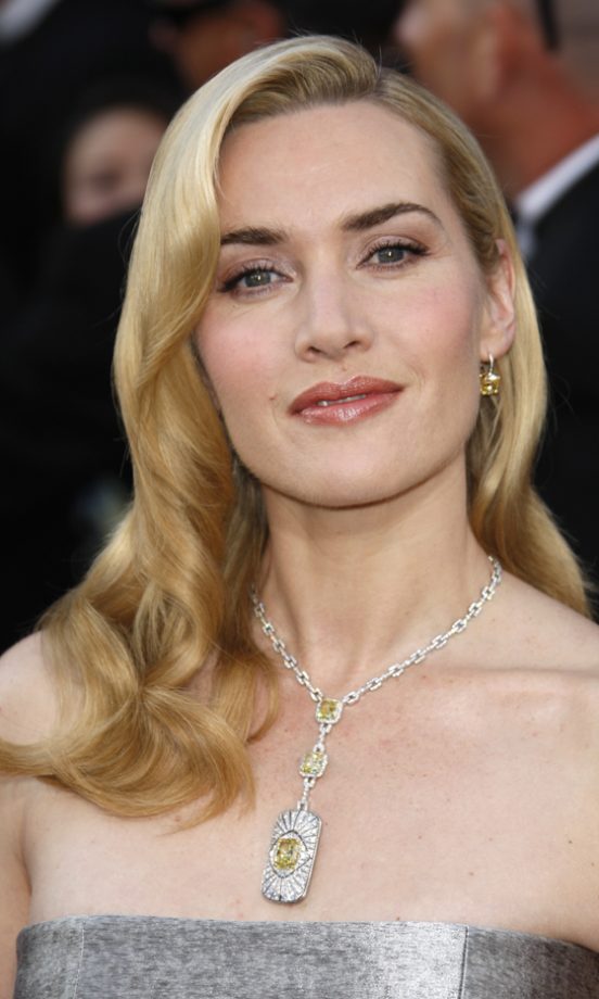 Kate Winslet Sporting A Super-Sleek Sunkissed Hairstyle At The Oscars, March 2010