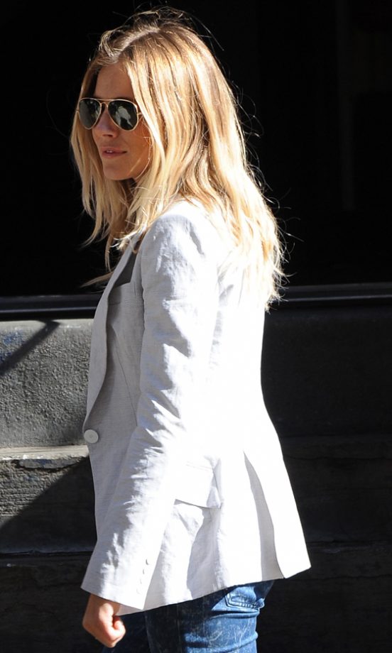 Sienna Miller Sporting A Super-Sleek Sunkissed Hairstyle In New York, March 2010