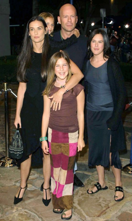 Demi Moore With Bruce Willis And Family, 2001