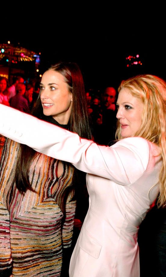 Demi Moore With Drew Barrymore At the Premiere Of Charlie's Angels: Full Throttle, 2003