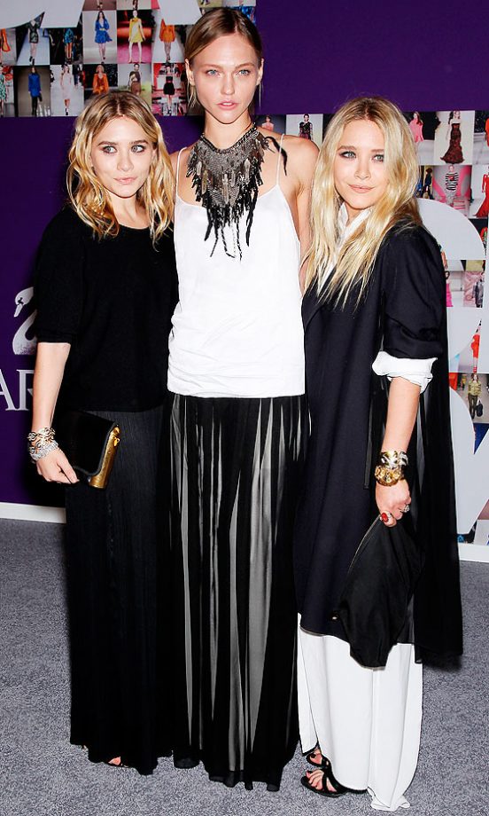 Ashley Olsen And Mary-Kate Olsen With Model Sasha Pivovarova At The CFDA Fashion Awards, 2010