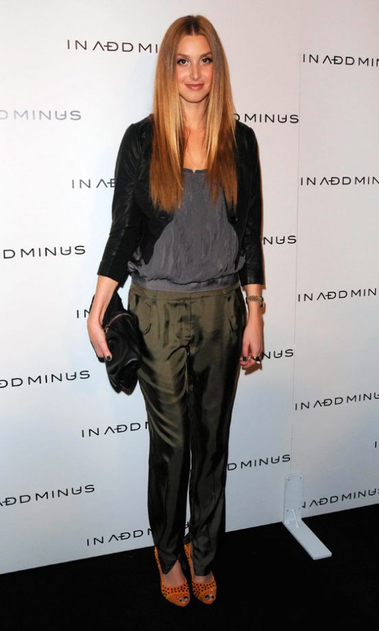 Whitney Port's Super Sleek Hair Has Us Green With Envy, 2010