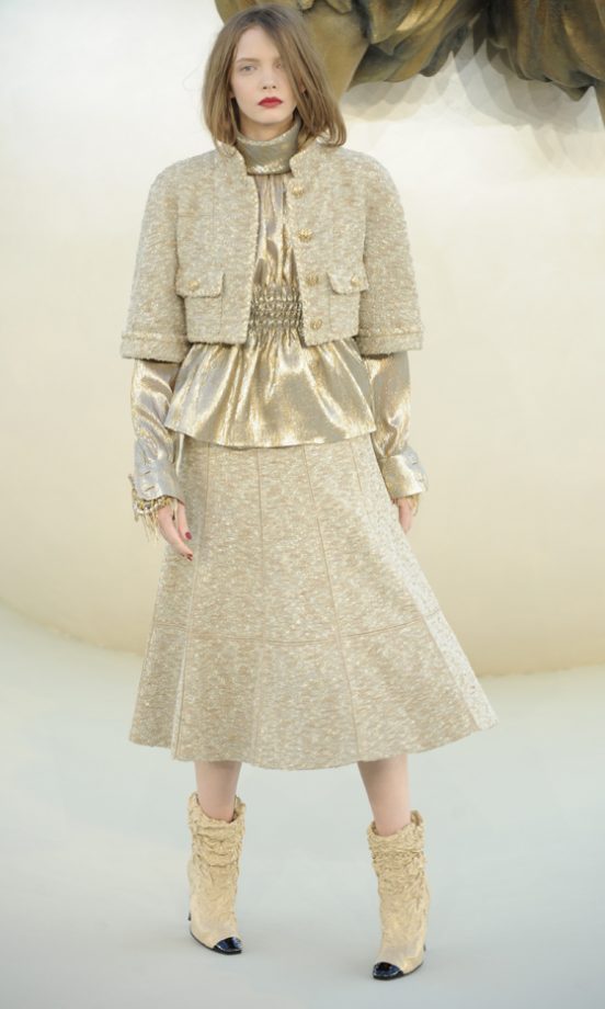 Chanel Haute Couture Autumn/Winter 2010/11 Fashion Show