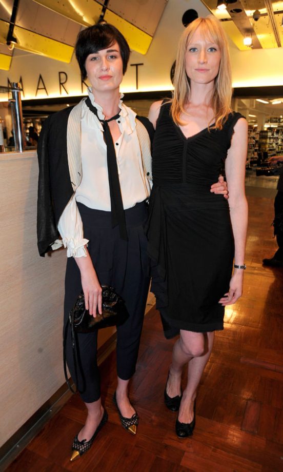 Erin O'Connor With Jade Parfitt At The Marc Jacobs Bang Fragrance Launch, Harvey Nichols, 2010