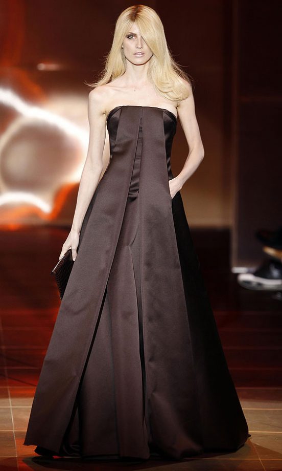 Giorgio Armani Privé Autumn/Winter 2010/11 Fashion Show