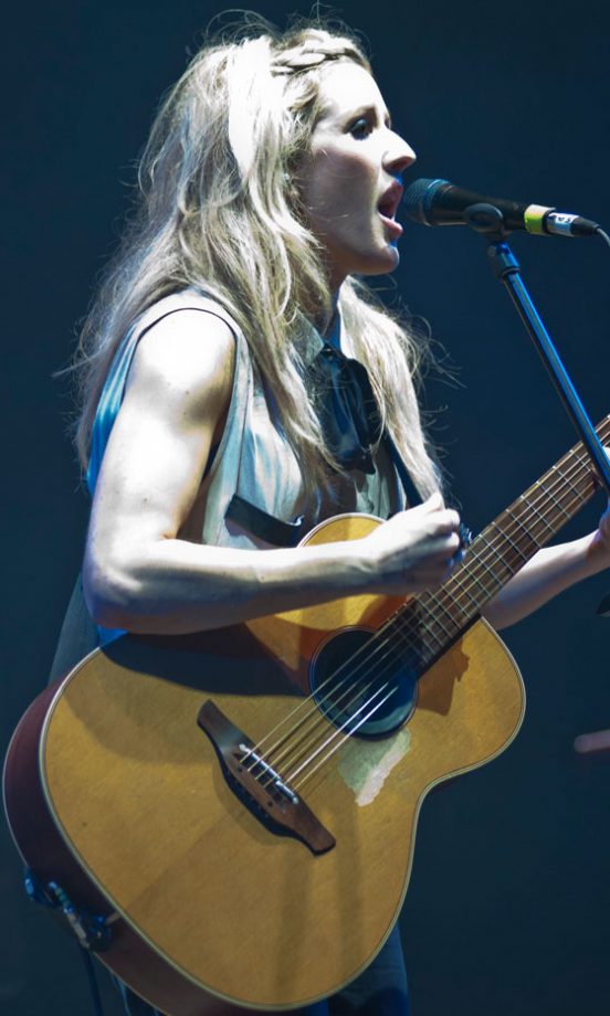 Ellie Goulding Performs With Her Guitar At V Festival 2010