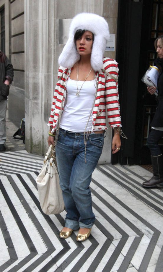 Lily Allen Wearing A Prada Hat And Chanel Jacket, January 2009